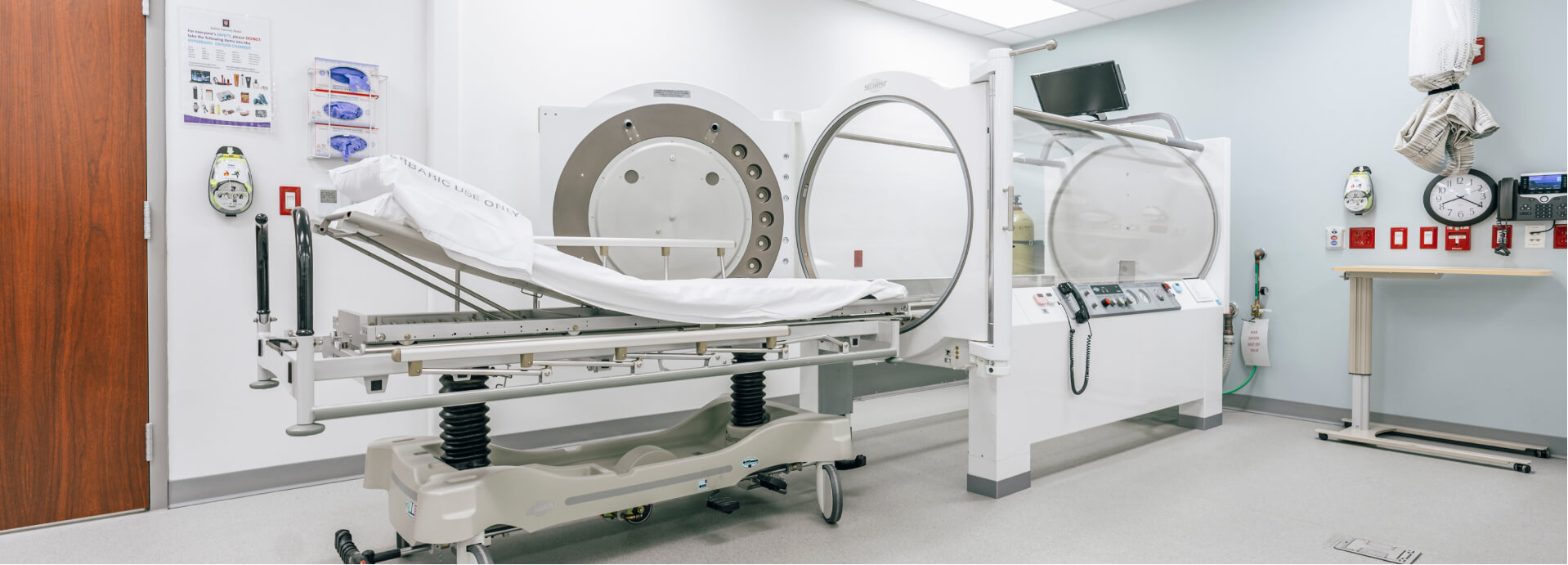 hyperbaric-chamber-wide